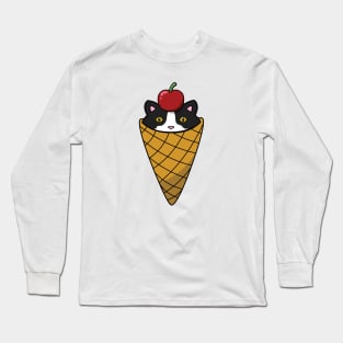 Cat eating ice cream Long Sleeve T-Shirt